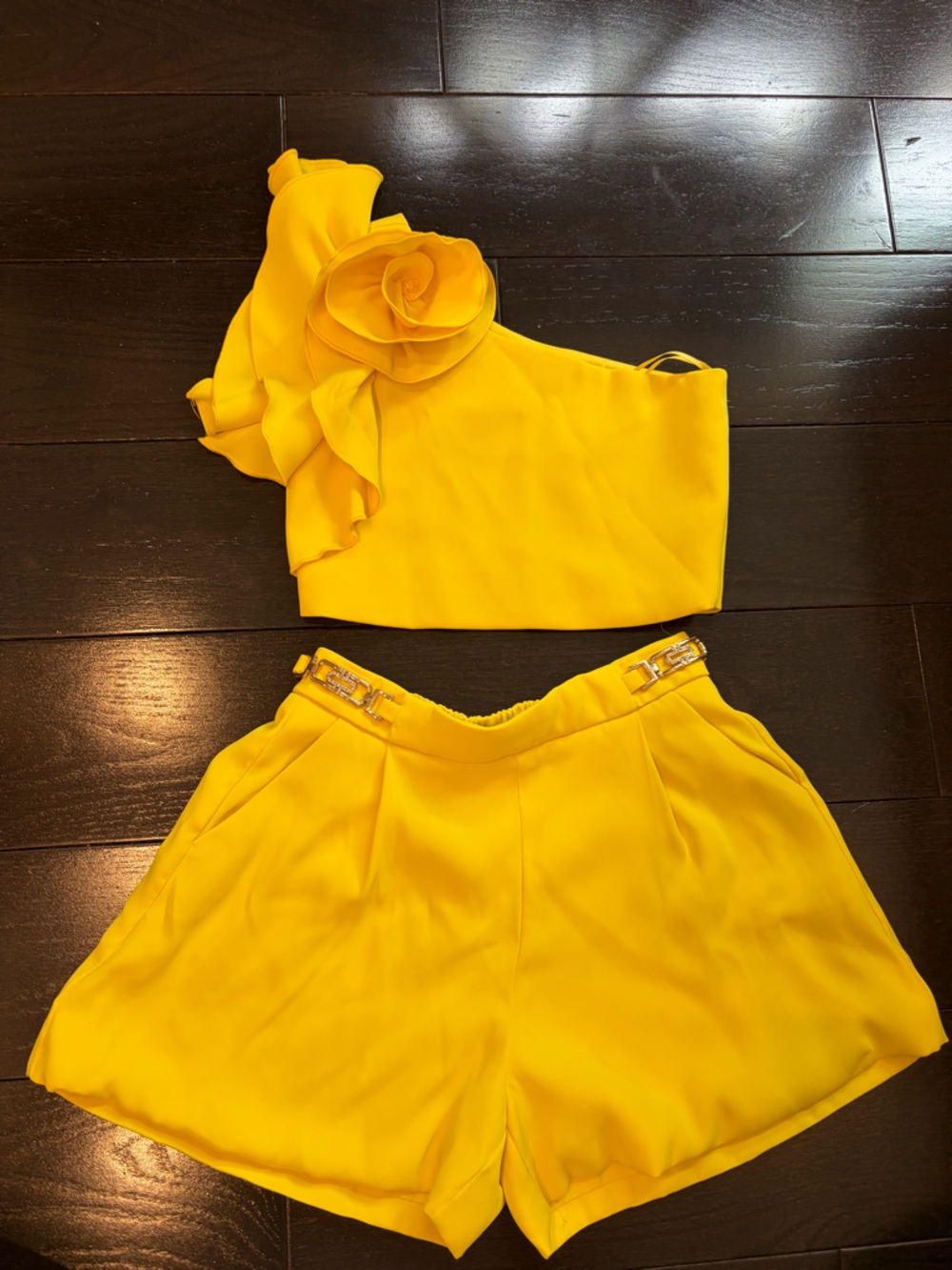 Abel and Lula size 7 girls Yellow Two-Piece Dress Set with Floral Detail